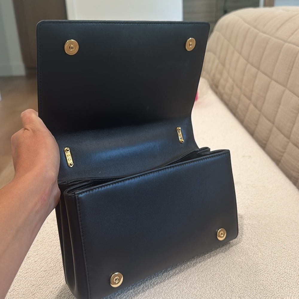 Dolce & Gabanna Logo Leather Cross Body Bag - Picture 12 of 16